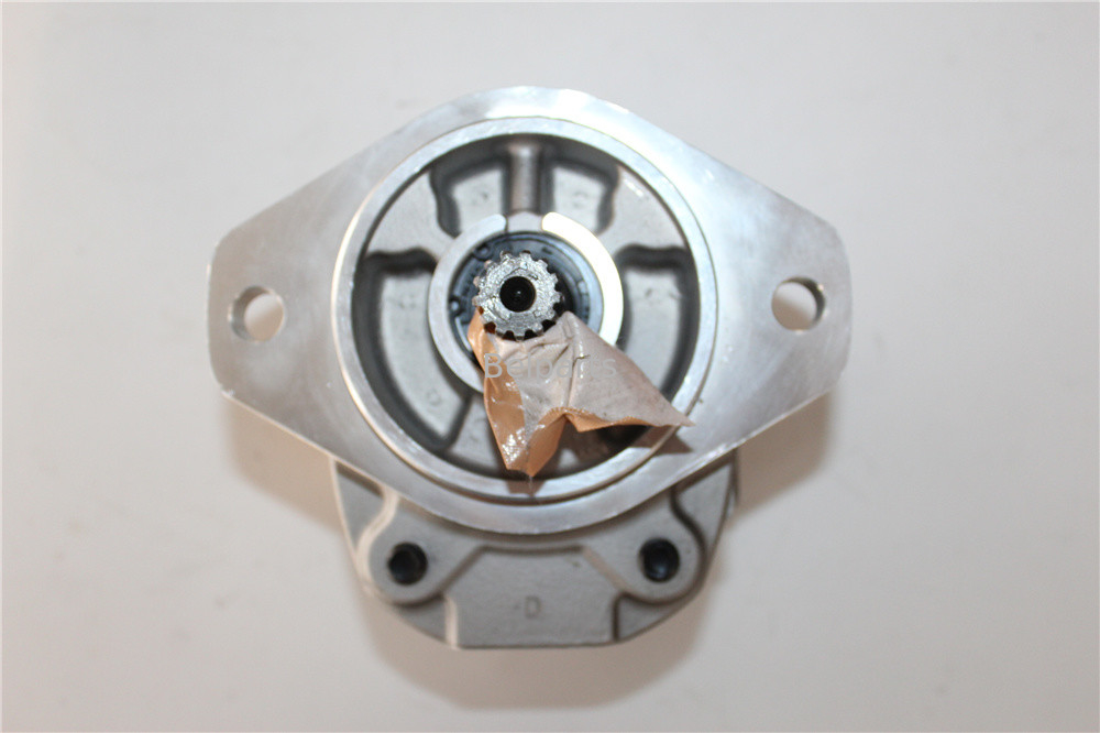 Belparts Baggerteile 705-12-32010 Hydraulische Getriebepumpe für D41E-3