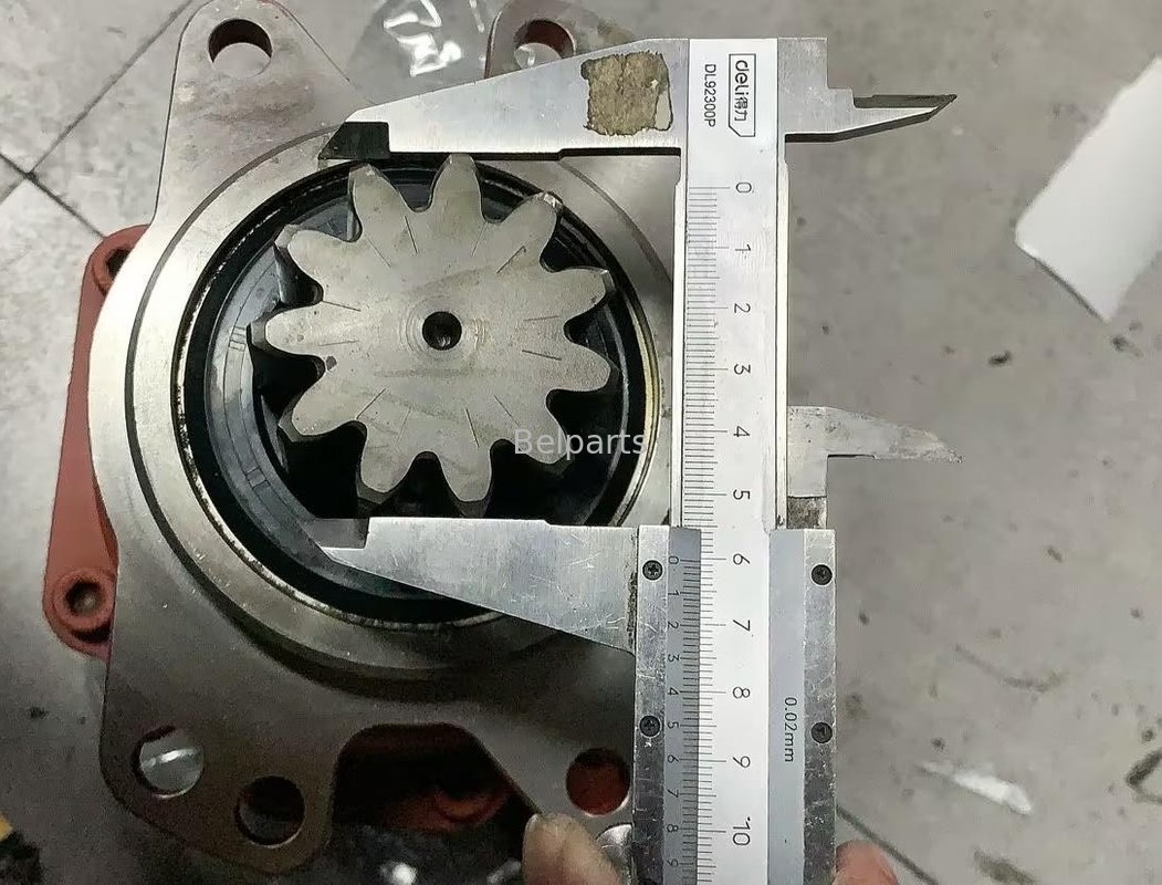 PCR-1B-05A-P-9297B Nachi Schwenkmotor für XCMG XE15 JCB 19C-1 CASE CX17 KOBELCO SK17SR Baggerteil Hydraulik-Drehmotor Gerät