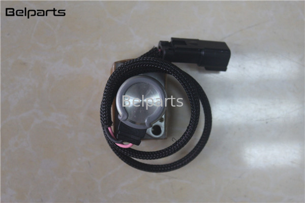 Magnetventil Belparts-Bagger-Spare Part Hydraulic-Pumpen-Steuer-Pilot-Valve 702-21-57400 für PC200-8 PC220-8 PC300-8